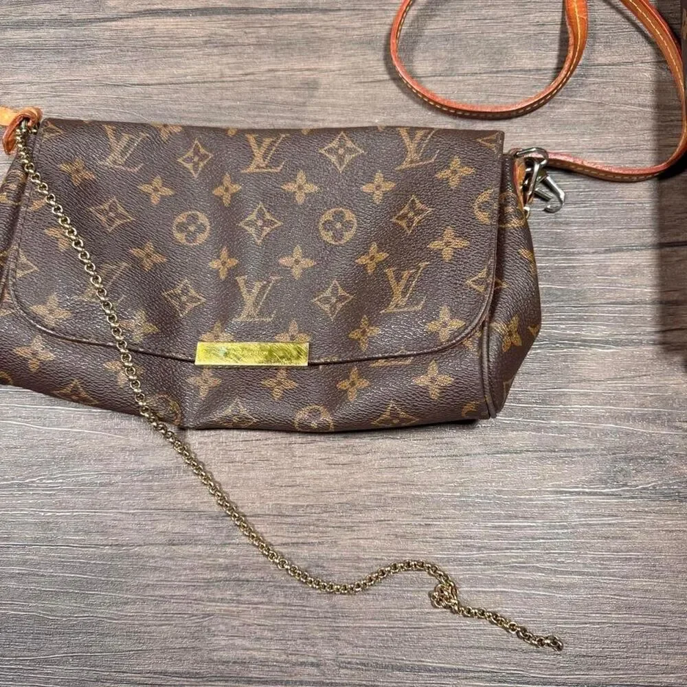 Louis-vuitton Women's Brown Bag